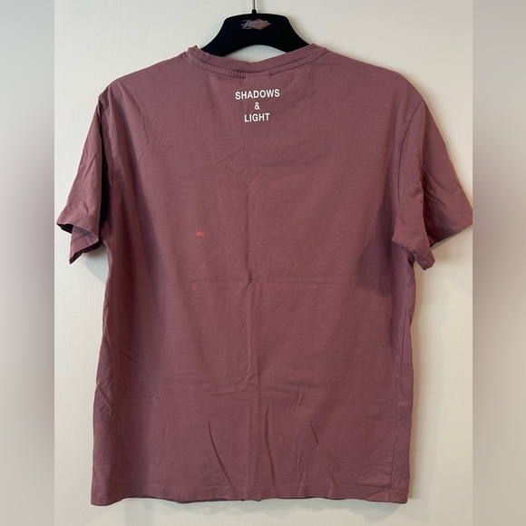 H & M  T-Shirt Art Print - Picture 2 of 2